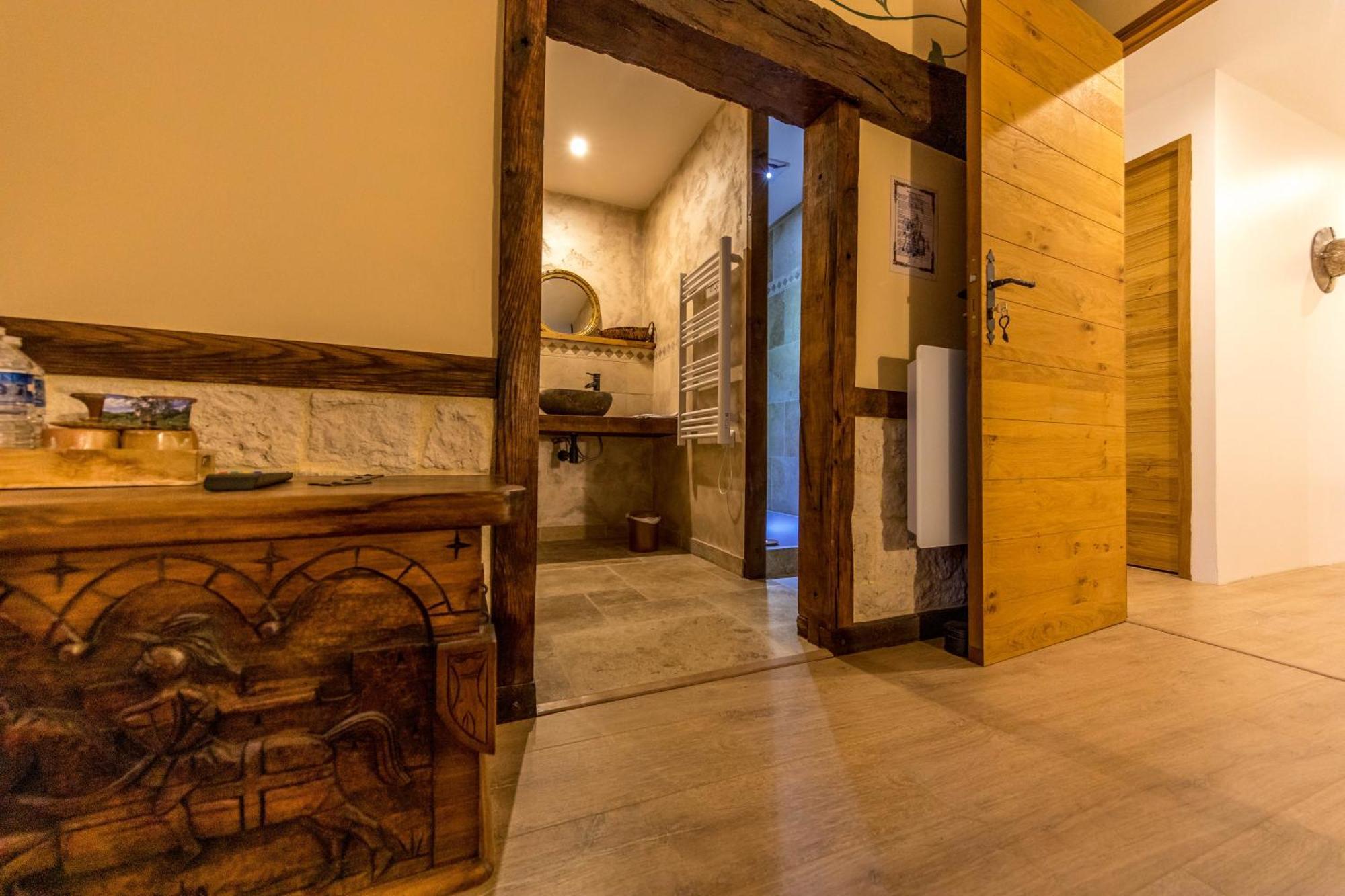 Отель Domaine De La Ferte Clairbois Sainte-Suzanne  Номер фото